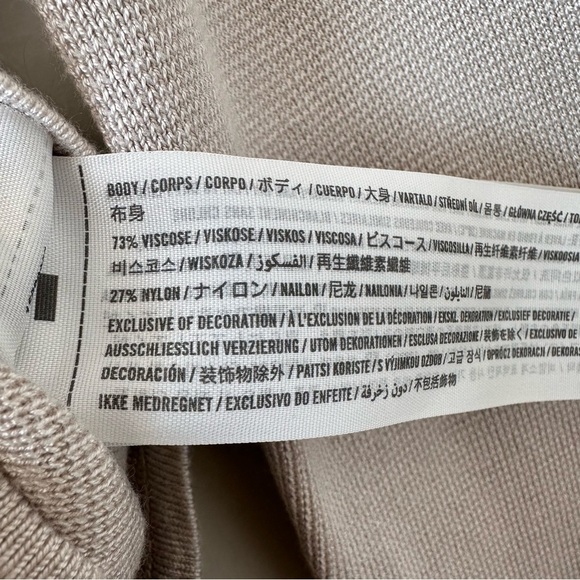 Ambercombie & Fitch- Cream Knit Sweetheart Neckline Long Sleeve Bodysuit - Picture 9 of 9